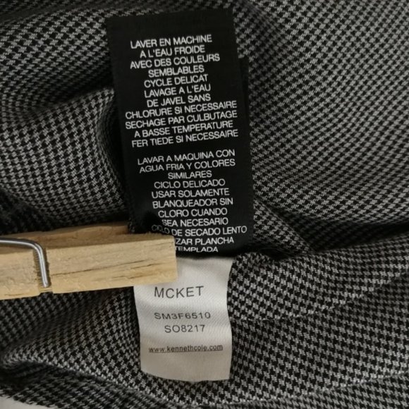 Kenneth Cole grey dress shirt. Size small. - Picture 9 of 9